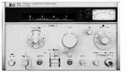 Agilent 8654B Used Rf Signal Generator – Versatile Laboratory Instrument 1
