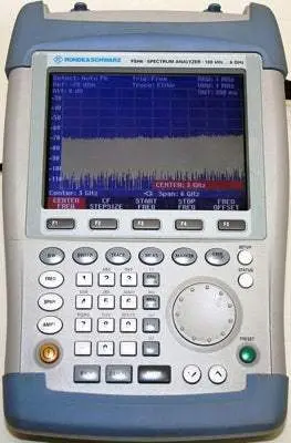 Rohde & Schwarz Fsh6 Field-Portable Spectrum Analyzer – Used 1