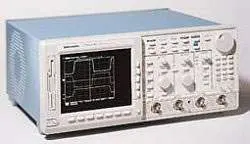 Tds820 Tektronix Sampling Oscilloscope – 2 Ghz Equivalent Bandwidth, Used 1