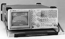 Tektronix 2715 Benchtop Spectrum Analyzer – Pre-Owned 1