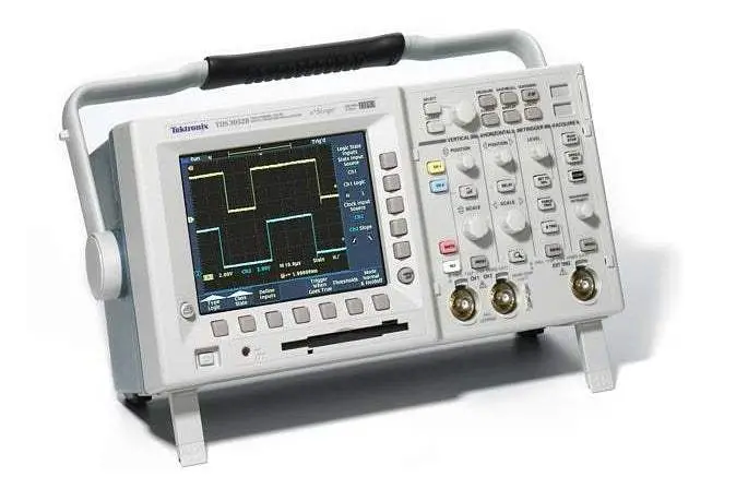 Tektronix Tds3064B 600 Mhz Digital Oscilloscope – Calibrated Pre-Owned 1